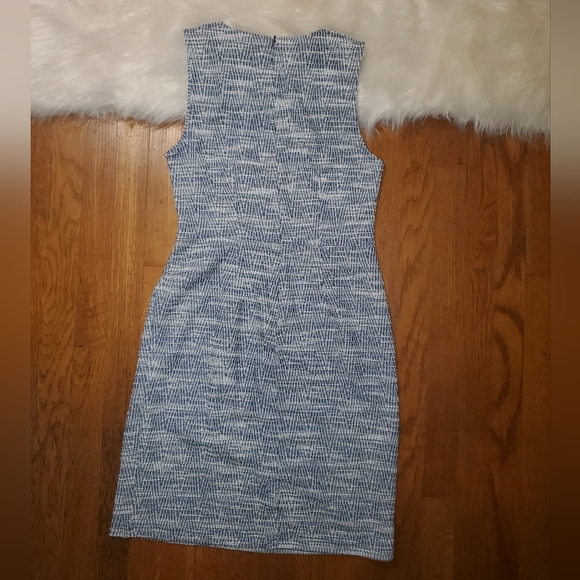 Banana Republic Navy And White Sleeveless Dress - Picture 3 of 10